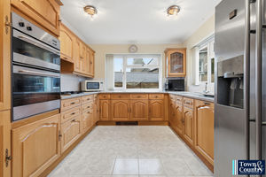 Richard Avenue - click for photo gallery